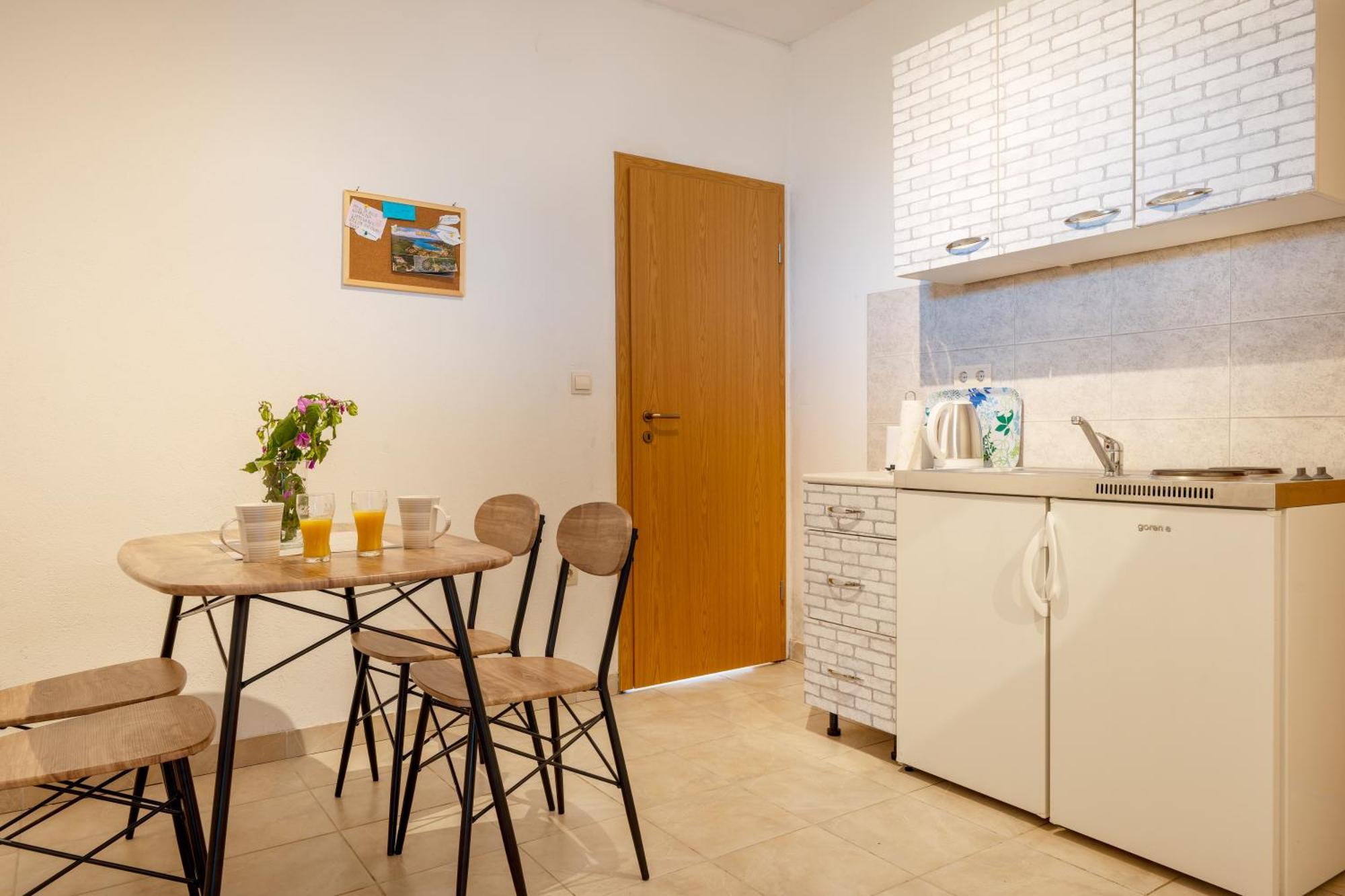 Sunsett2 Apartman Slano Szoba fotó